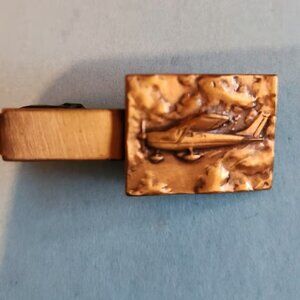 VINTAGE Prop Airplane flying through Clouds 43mm Tie Clip Bronze Alligator clip